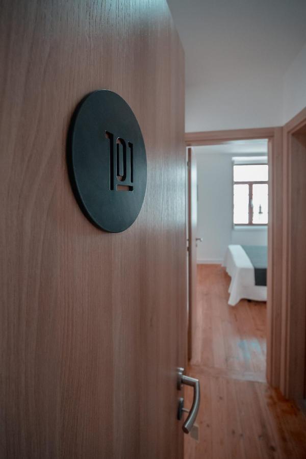Harbour49 - Aveiro Flats & Suites Bagian luar foto
