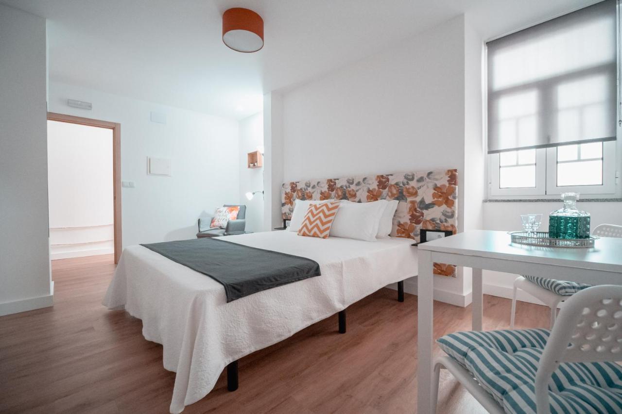 Harbour49 - Aveiro Flats & Suites Bagian luar foto