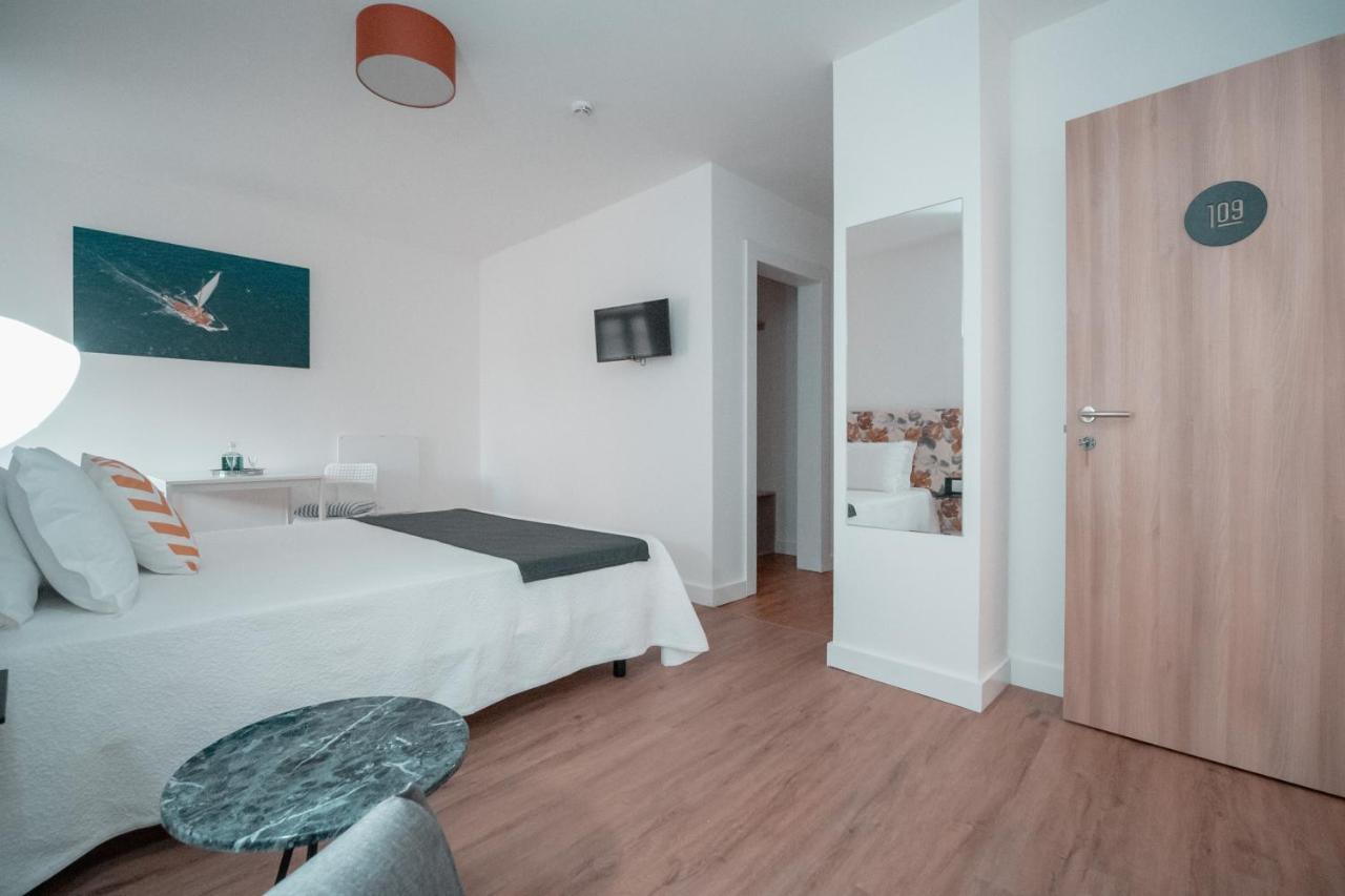Harbour49 - Aveiro Flats & Suites Bagian luar foto