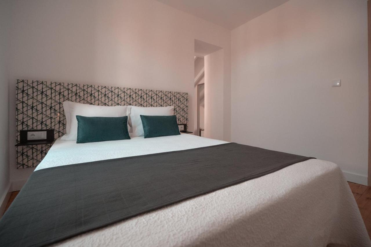 Harbour49 - Aveiro Flats & Suites Bagian luar foto