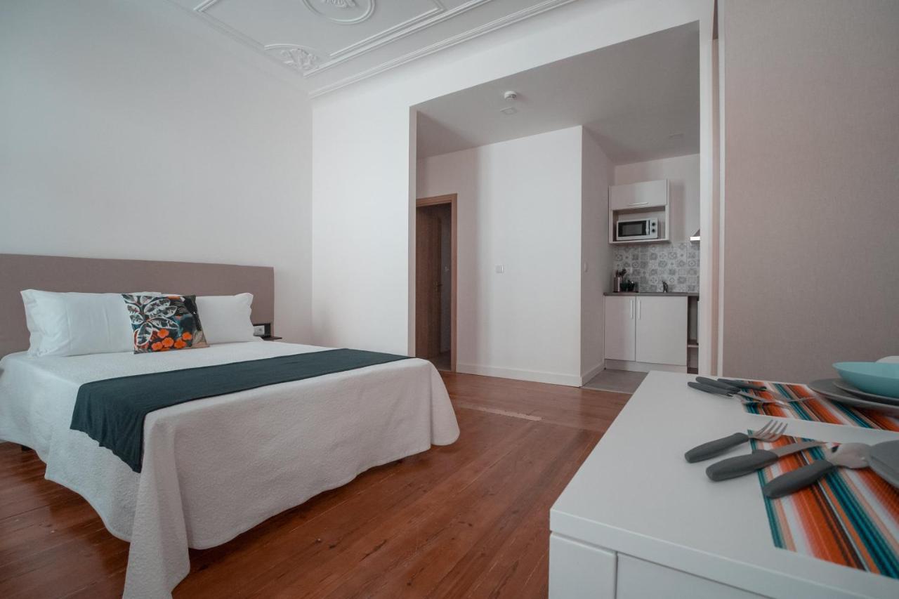 Harbour49 - Aveiro Flats & Suites Bagian luar foto